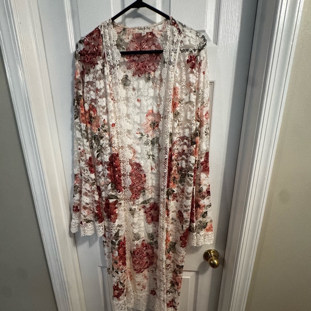 Floral Lace Kimono
